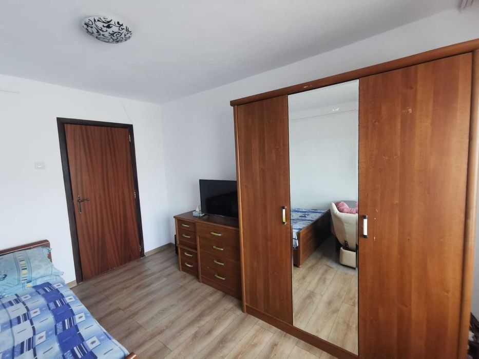 De inchiriat apartament
