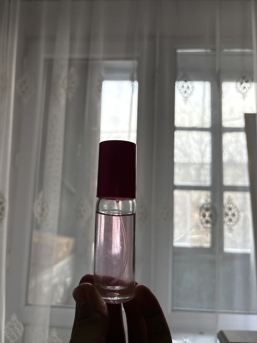 Продаю Ароматы отдам за 8000 две