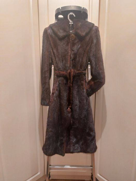 Продам норковую шубу