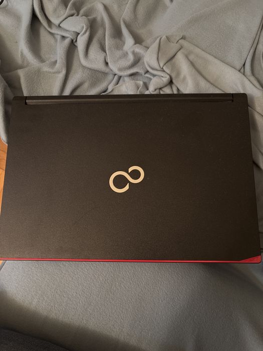 Vand laptop fujitsu