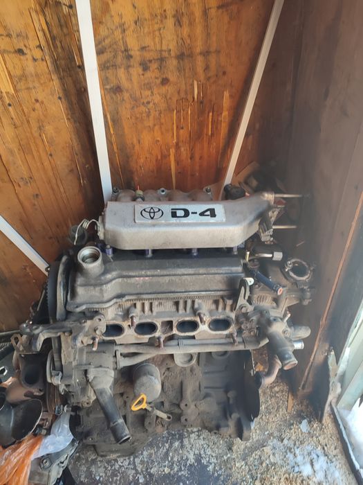 Двигатель той ота Надия 3S FSE D4, снят с рабочей машины.