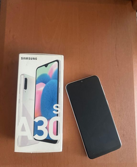 Samsung A30s в белом цвете