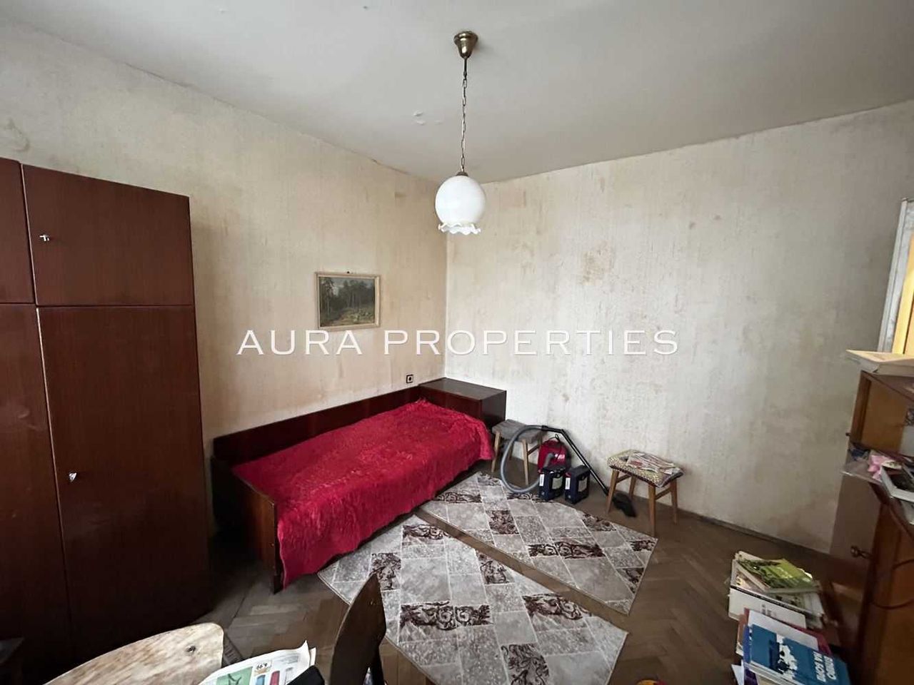 Продава се Двустаен апартамент в Разград, Център - 72 кв.м за 1346 €/кв.м - Снимка #5