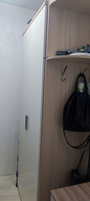 Продам прихожую заводского изготовления
