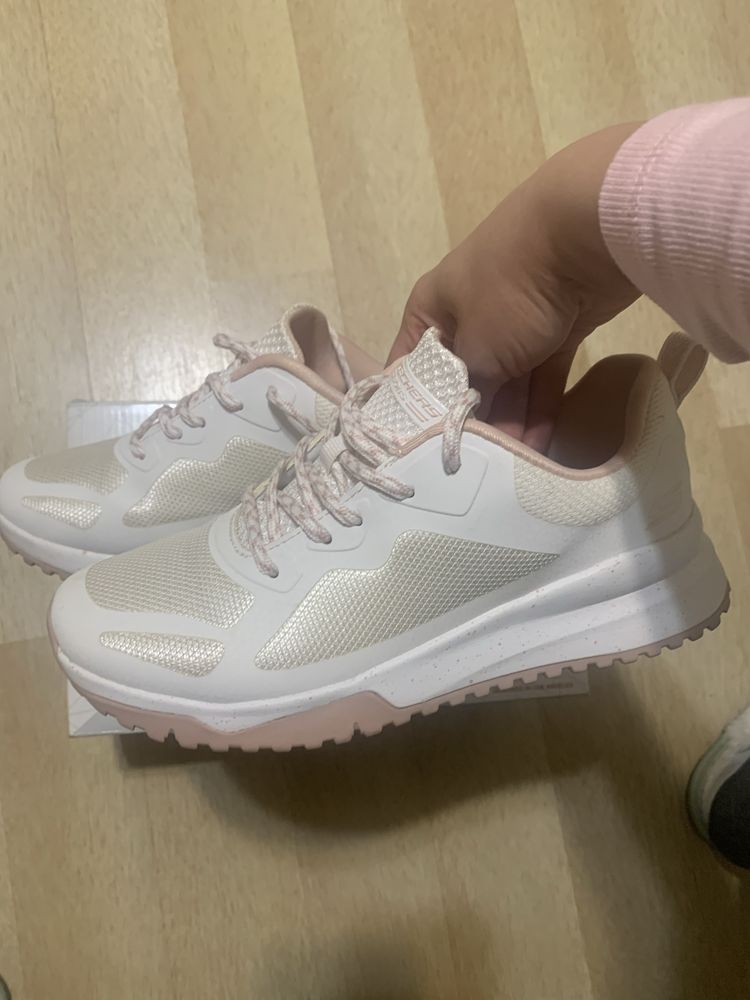 Маратонки Skechers