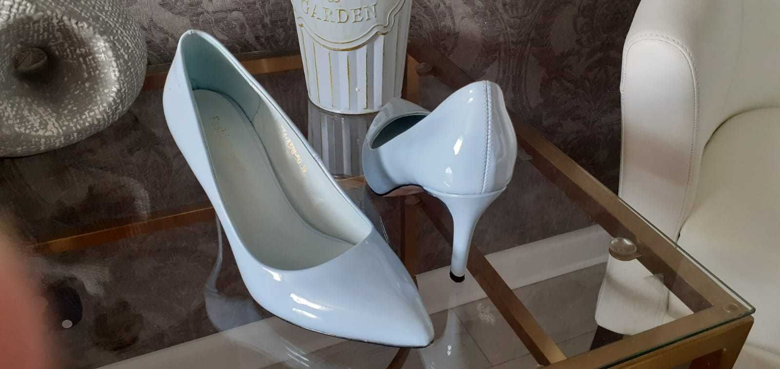 Кожаная и замшевая обувь Zara, Aquazzura на 39 размер
