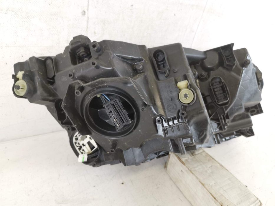 Ляв фар Full Led Шкода Октавия 4 Фейслифт Оригинален Авариран Skoda Oc