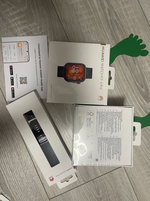Huawei Watch Fit 4 Pro Verde Negru cu Bratara Cadou