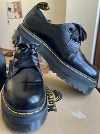 Pantofi NOI Dr Martens- HOLLY cu platforma, 40.5-41