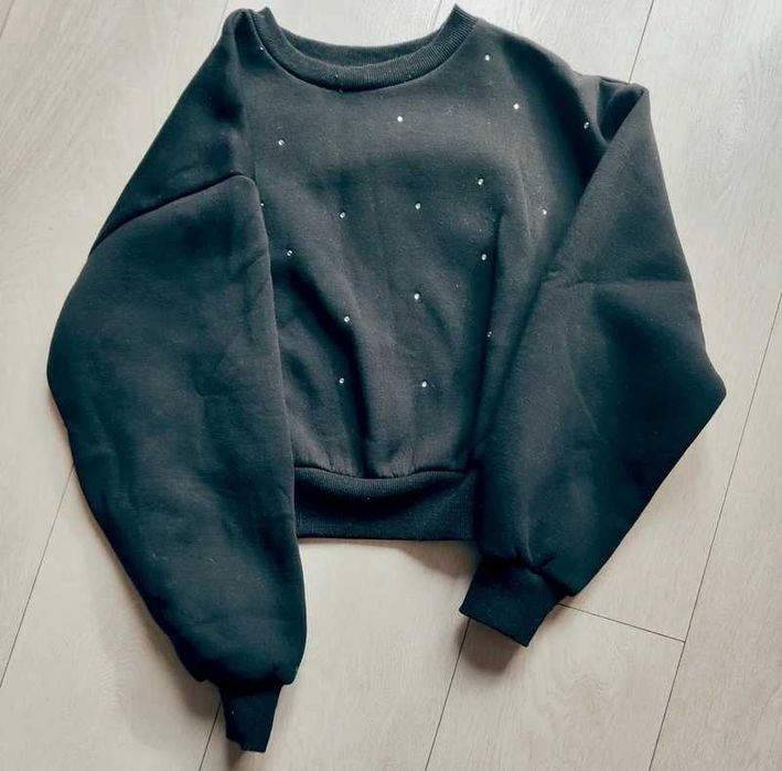 Bluză cu ștrasuri mărime XS - femei