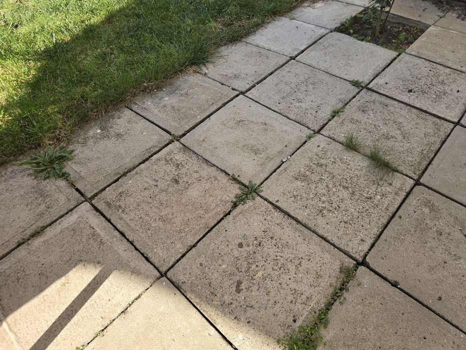 Dale, placi de trotuar 50x50x7 cm – solide și grele – 120 bucăți dispo