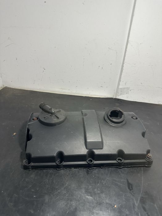 Capac culbutori Vw Sharan  1.9 Audi a4 B6 Passat B5.5 1.9 038103469