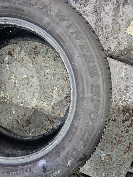 215 60 16 m+s dunlop