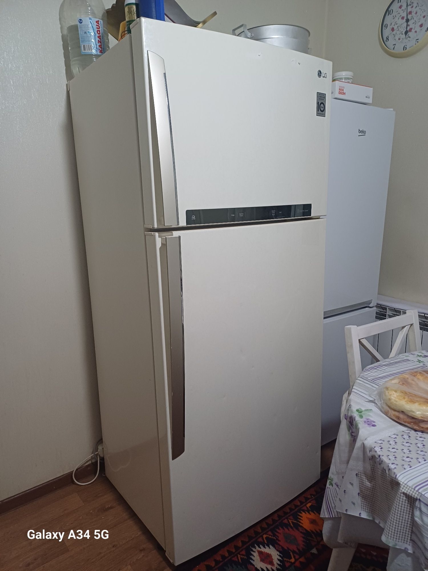 Холодильник LG большой