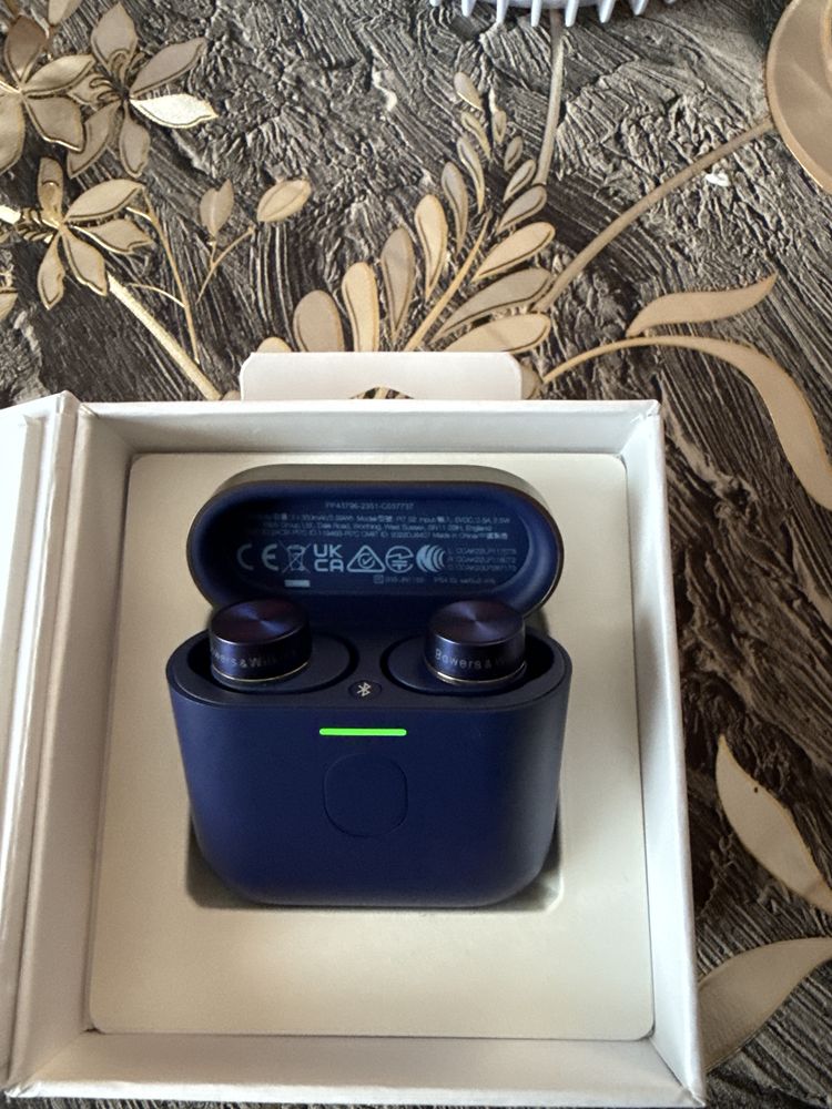 Bowers & Wilkins Pi7 S2