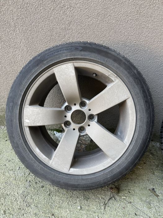Продавам джанти с гуми 17цола БМВ Е60 Оригинални