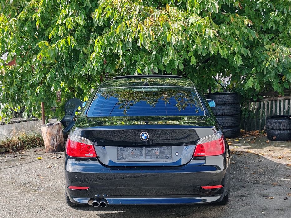 BMW E60 520i 170cp xenon/trapa/piele manual