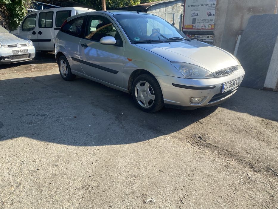 Schimb sau vand ford focus 1. 3 usi 2002. 1.4 benzina