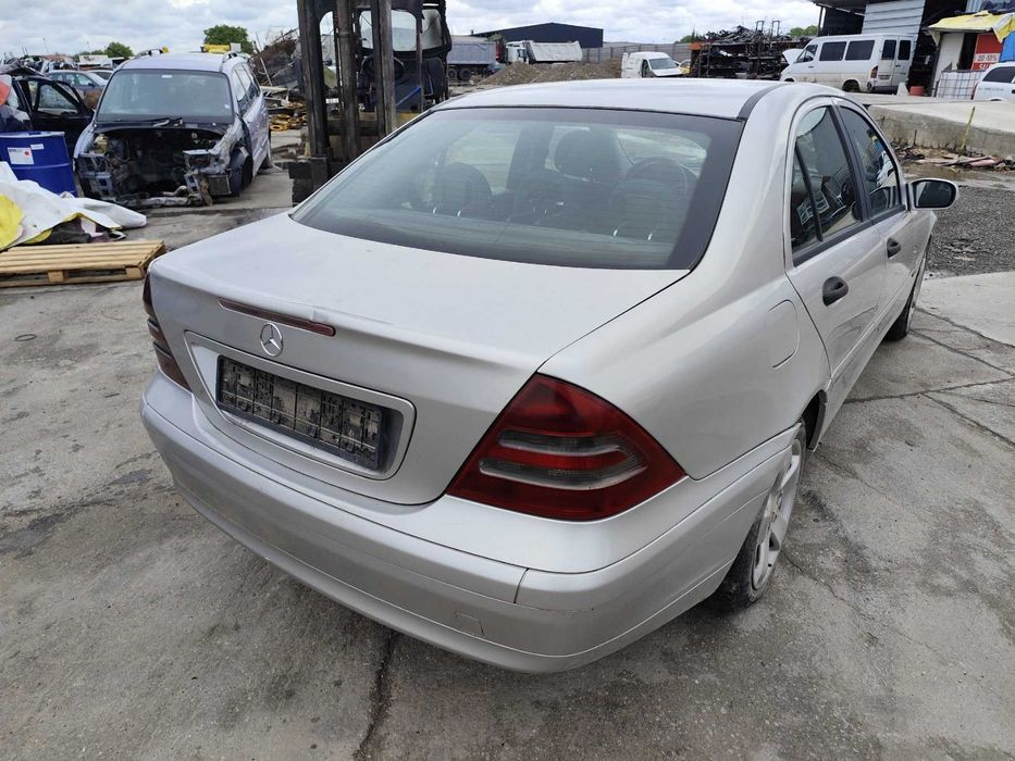 Mercedes-Benz C 220 2.0CDI - 116к.с - 2001г. на части