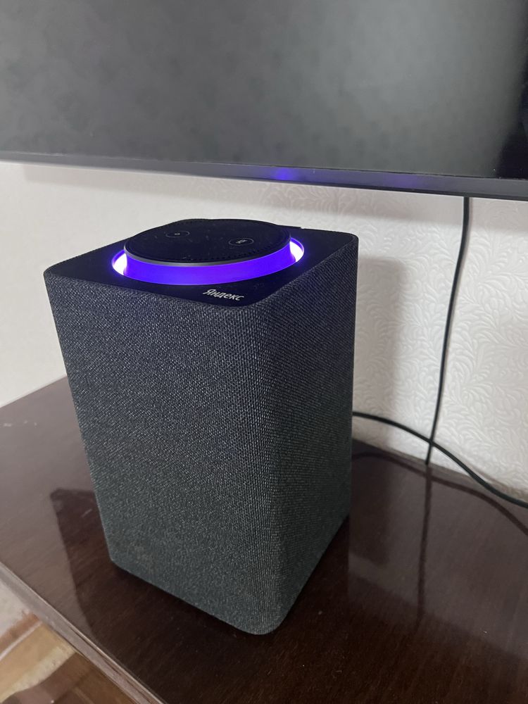 Колонка Яндекс макс YNDX-0001