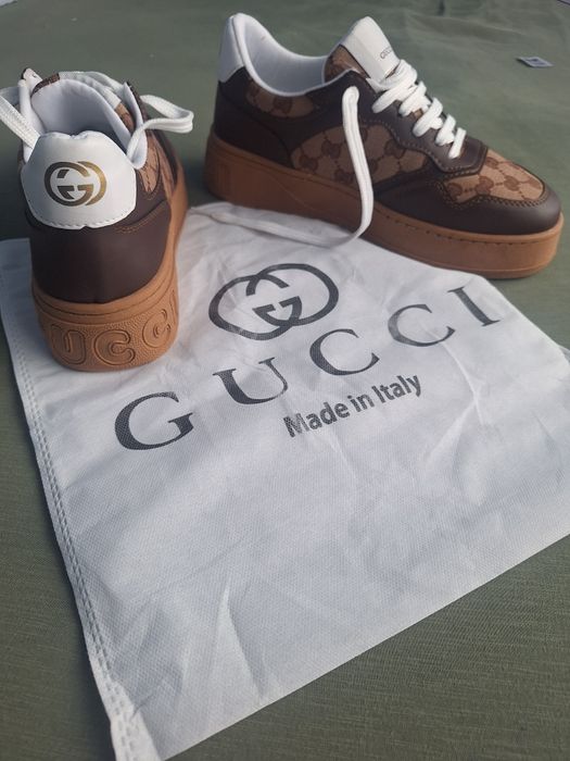 Продавам обувки марка Gucci номер 43. Нови!