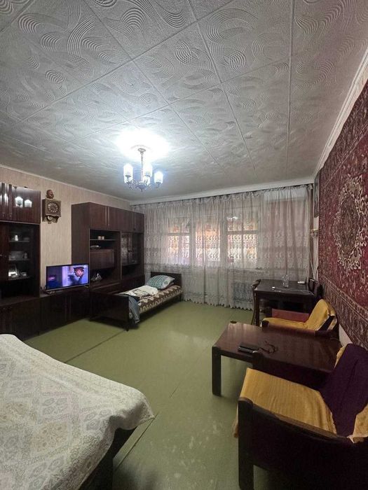 Срочно,Чехова,ойбек,60школа 3комн.