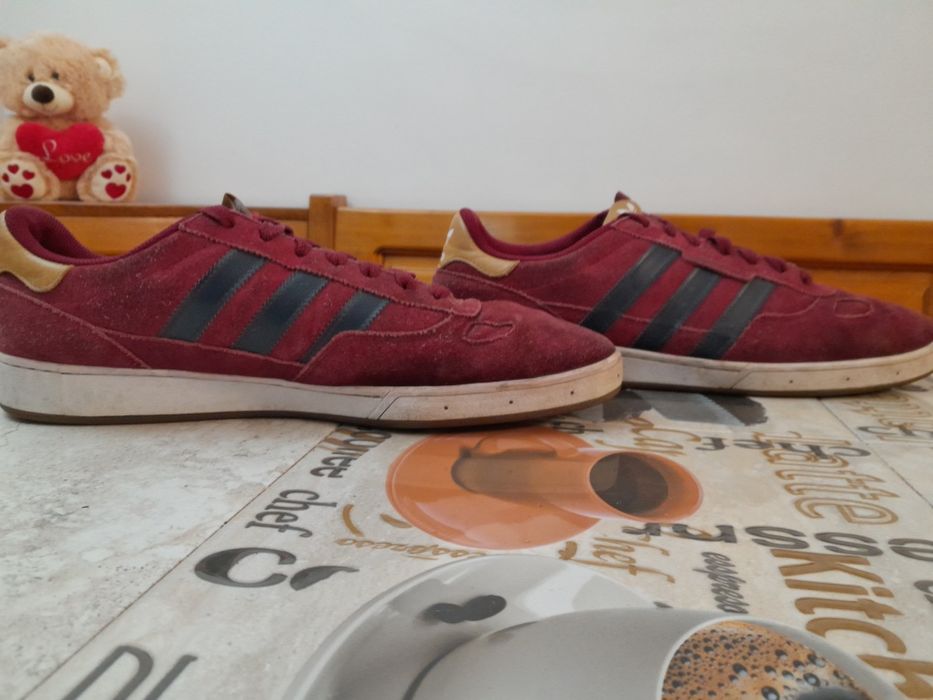 Adidași adidas originali