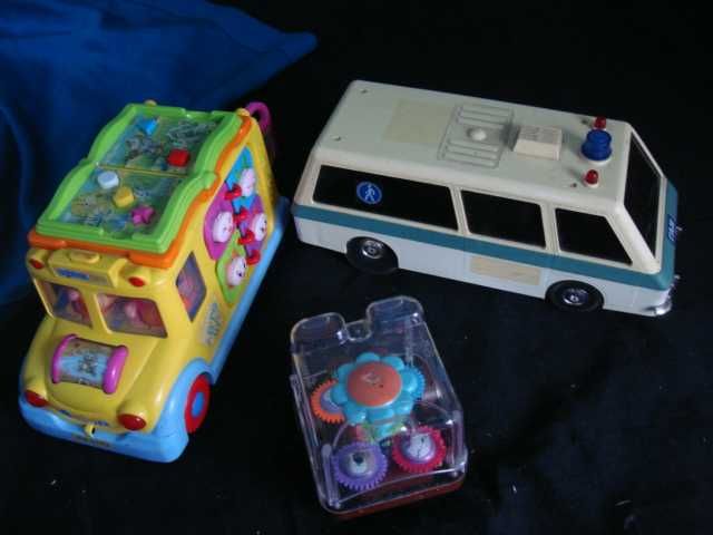 Машина СССР 1975г ГАИ полицейская и Современный аналог  5-ть Колес