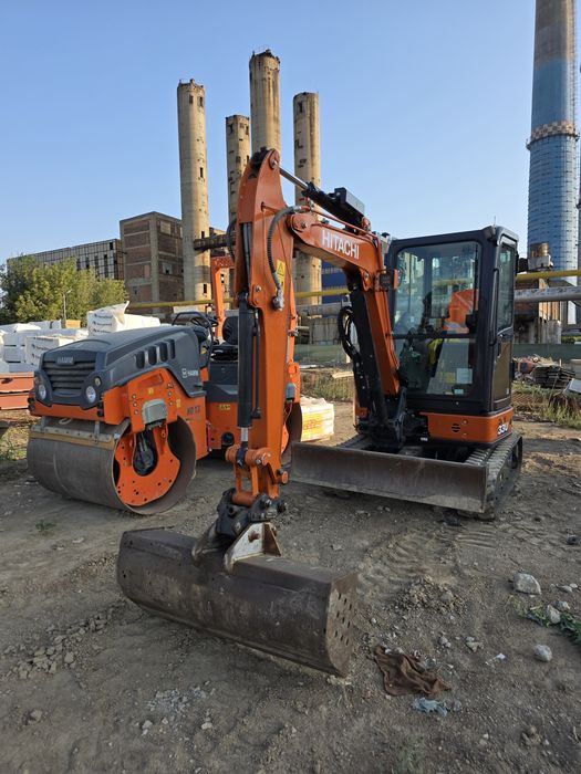 Compactor , excavator ,  bobcat pe senile