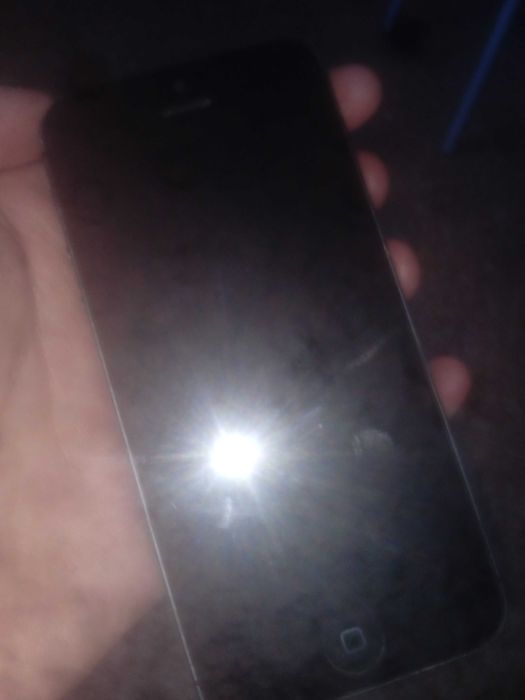 iPhone 4 , без каких либо повреждений