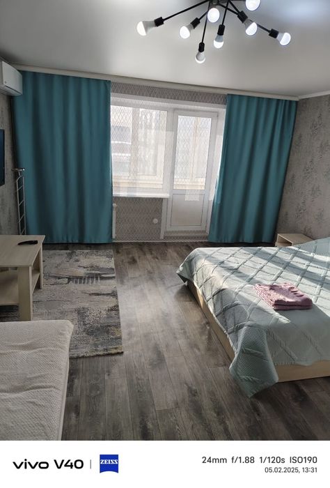 Посуточно.Центр.1 комнатная квартира.Цена 13000 тенге сутки.