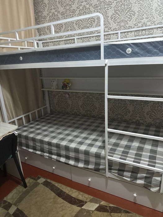 Срочно продам даухярусную кровать