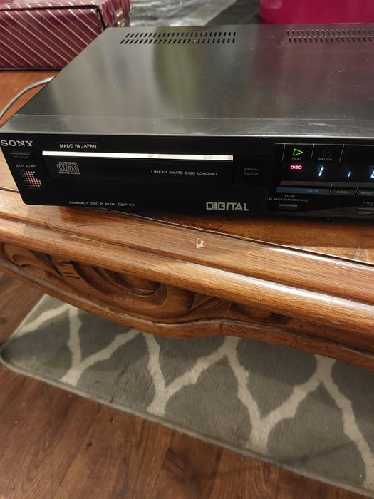 Sony cd player CDP 30