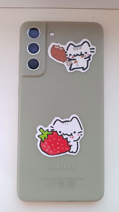 Samsung s21 FE 128 гб 8 гб оперативы
