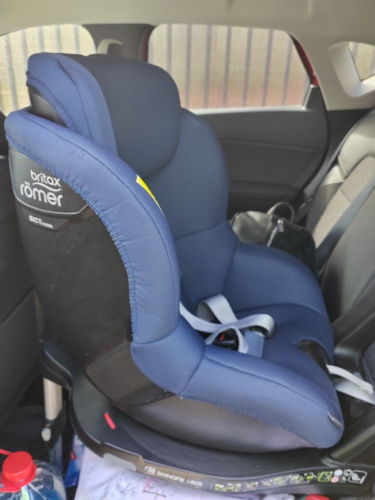Scaun auto pentru copii Britax Romer - Swingfix M i-Size 3 luni-4 ani