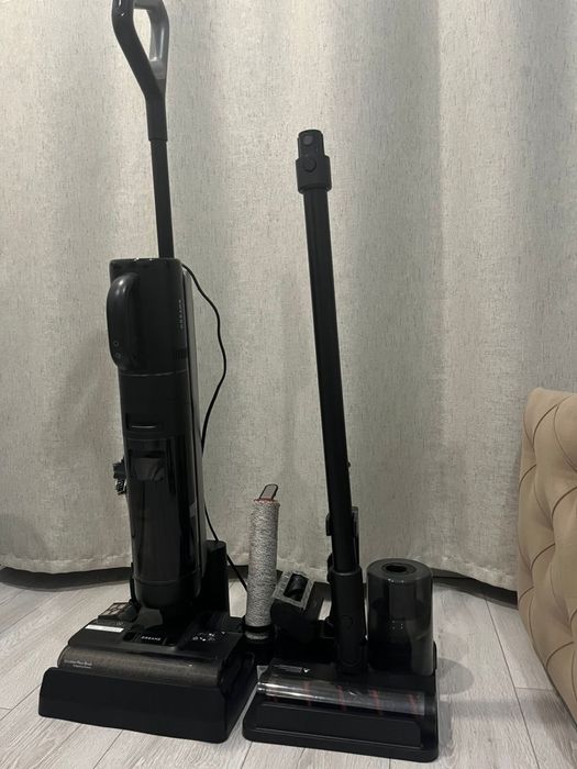 Пылесос почти новый