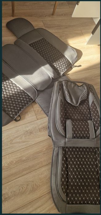 Продам авточехлы