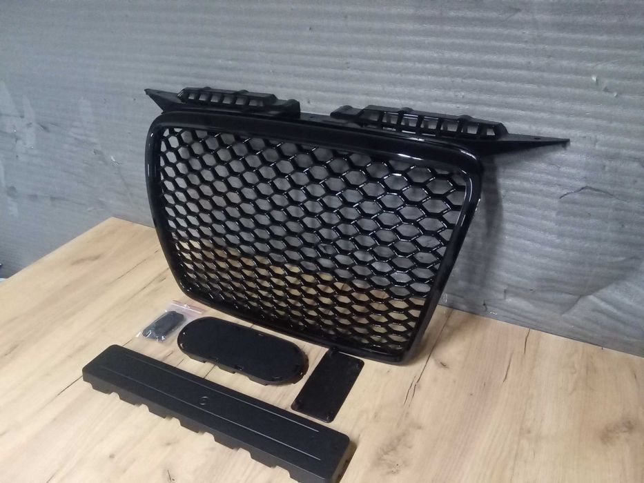 Grila radiator Audi A3 8P 2005 - 2008 NEGRU LUCIOS