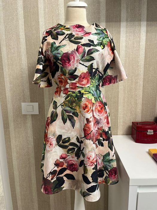 rochii colorate XS/S, yokko, zara, catifea, material elastic