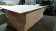 Blat din lemn de pin lamela continua. Grosimi 20,30, 43 mm