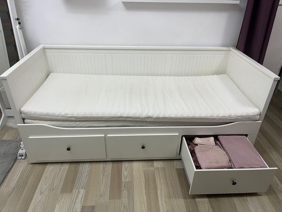 Vand Pat Hemnes Cadrul Divan + 2 saltele