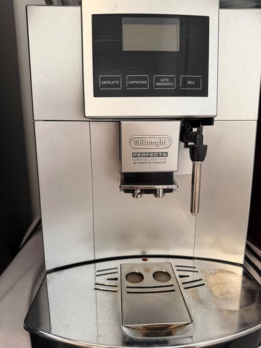 Кафемашина Delonghi Perfecta