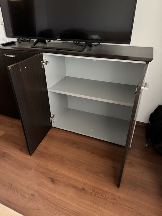 Vand dulap 4 usi in perfecta stare