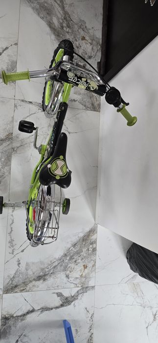 Детско Колело с помагателни колела