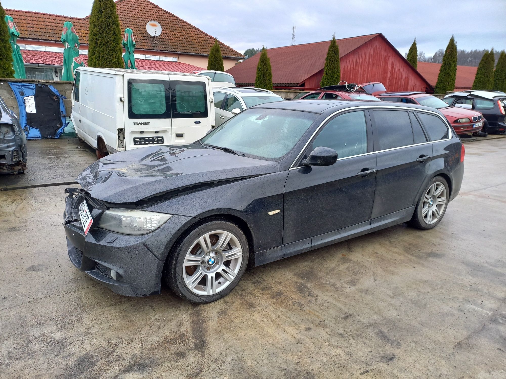 Bmw 330i MPaket ,LCI MANUAL Xenon 270cp preț FIX