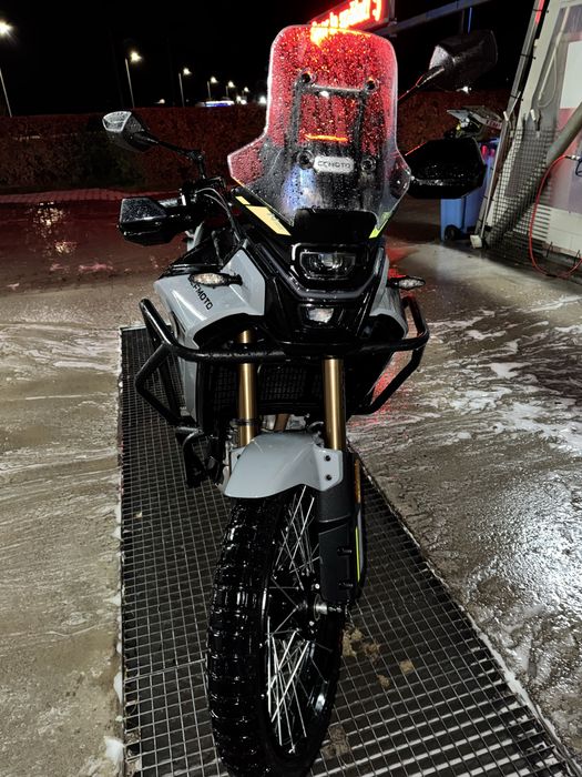 Cf moto 450 MT impecabil doar 230km!