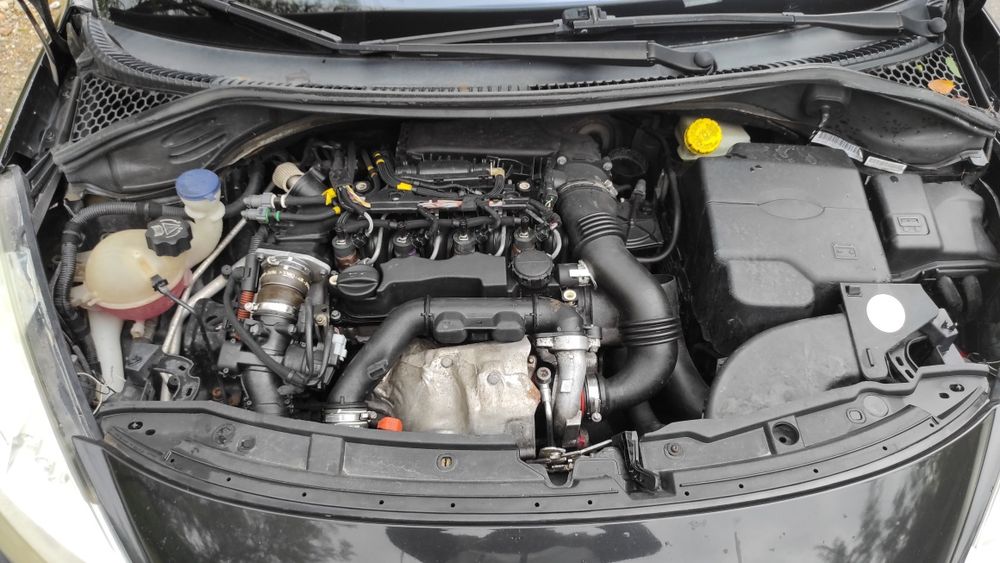 Peugeot 207 GT 1.6 hdi