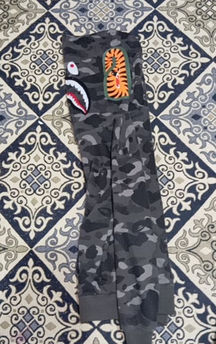 Зипка Bape зипка