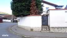 Inchiriez casa in Deva P+M, zona ultracentrala, mobilata, utilata