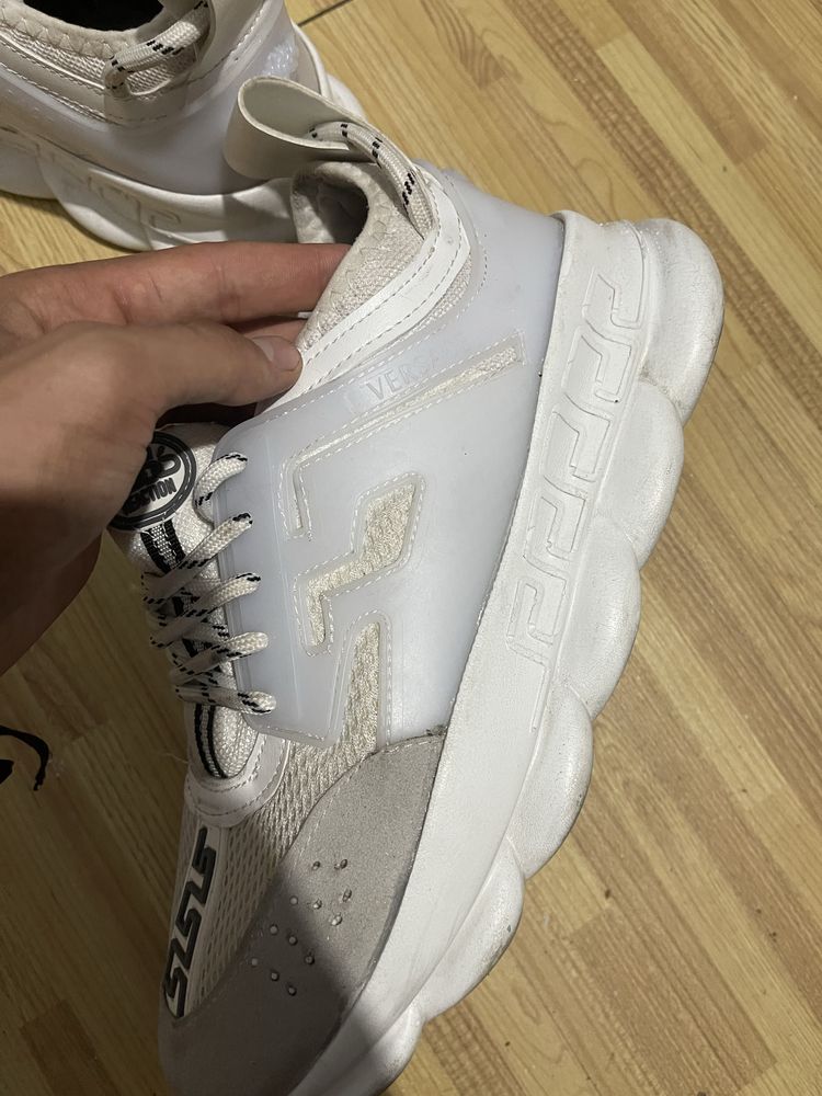 Vand versace chain reaction white